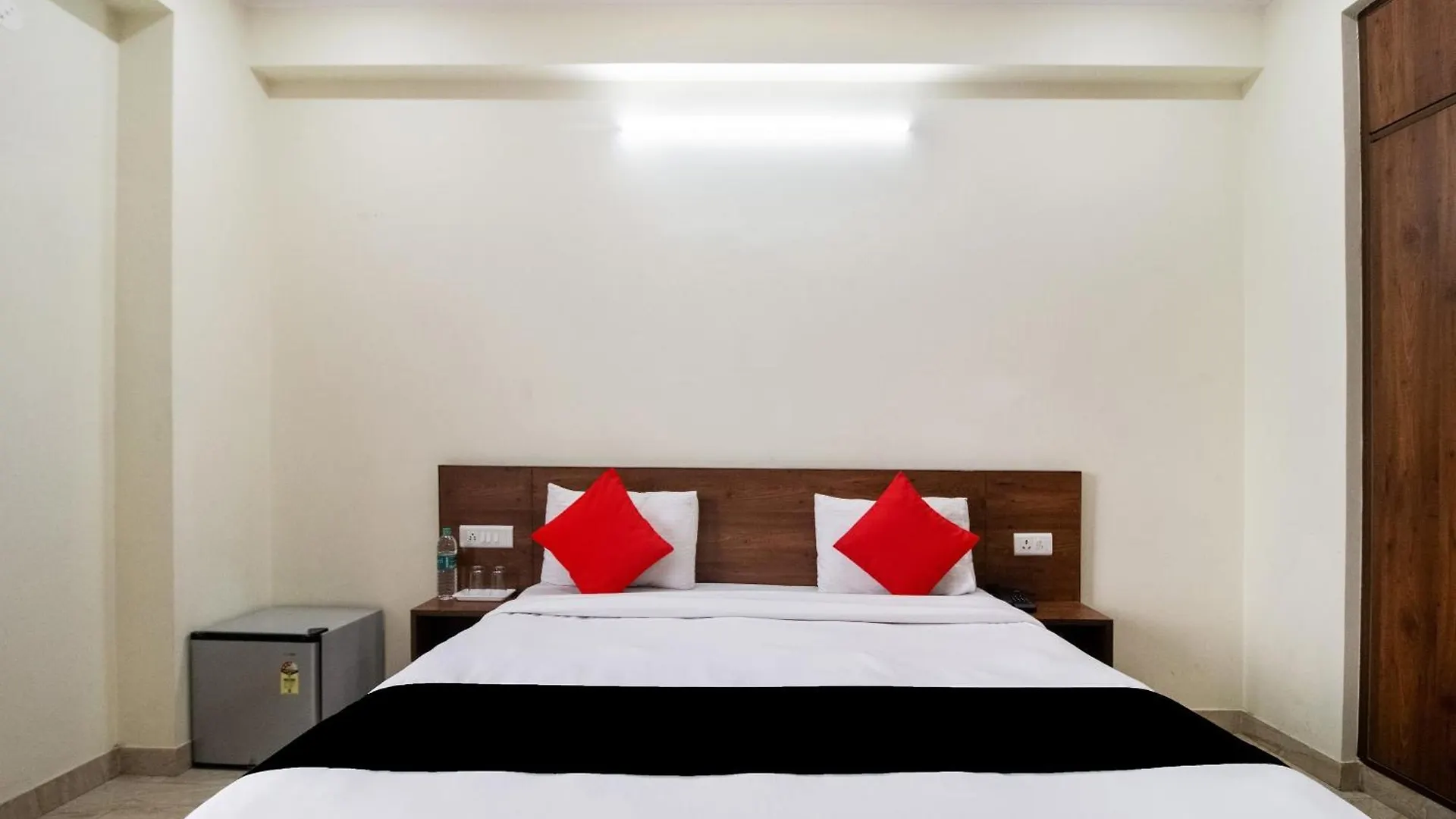 Hotel O The Hotel Gurgaon