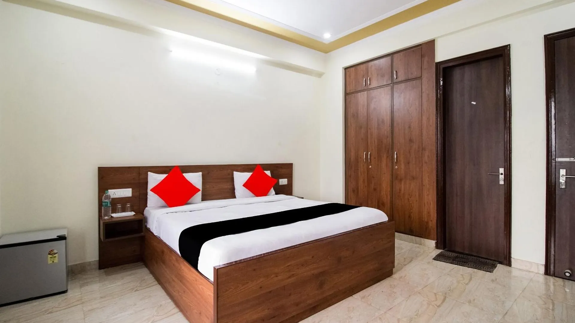 Hotel O The Hotel Gurgaon